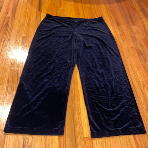 Dkny Pants - DKNY black velour velvet wide leg sweatpants